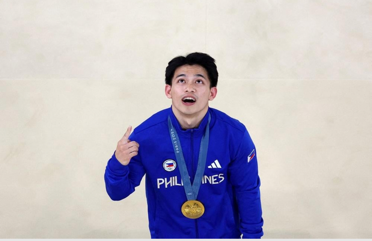 菲律宾女子体操选手夺金成功 菲律宾女子体操选手夺金成功