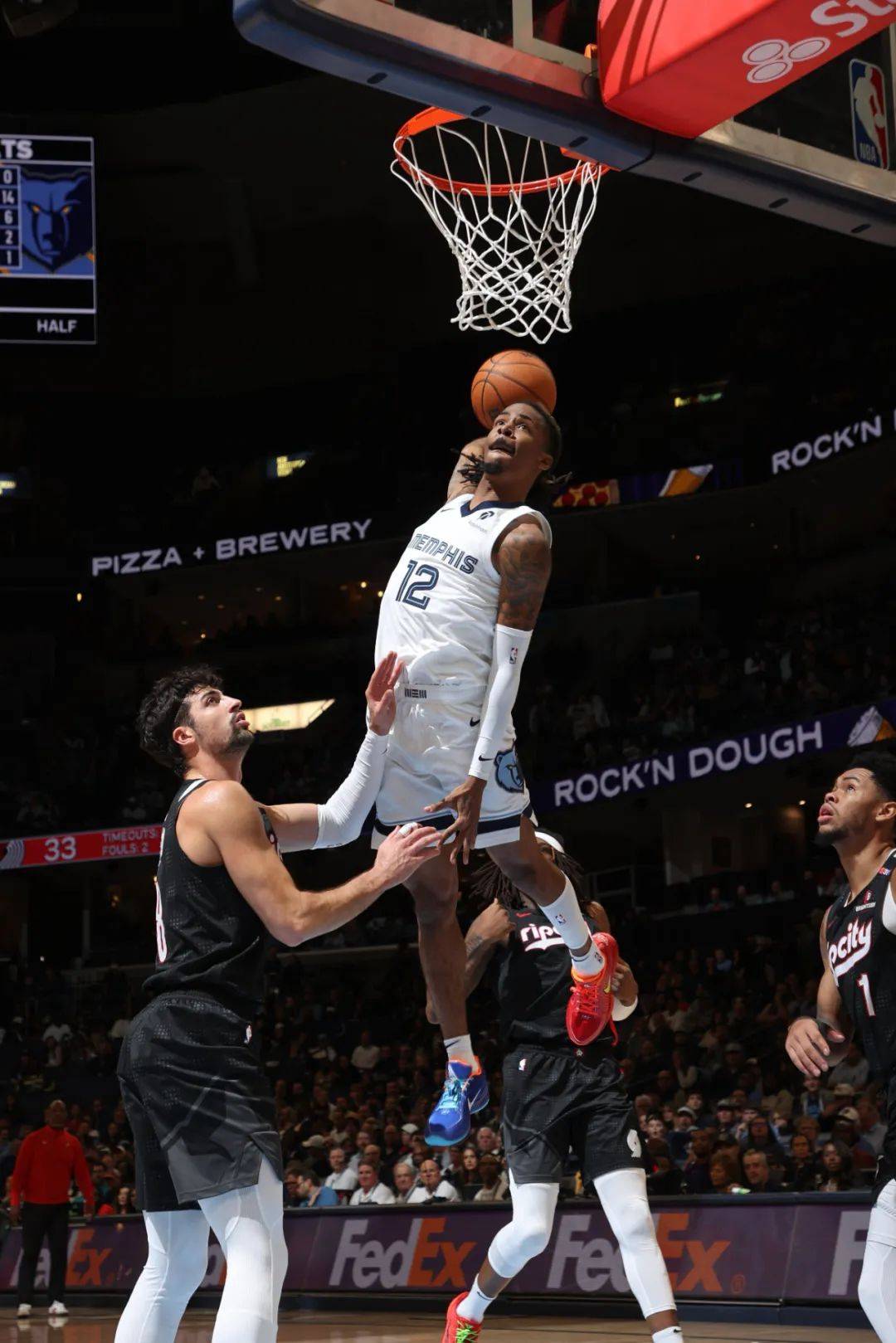 包含灰熊不敌爵士,莫兰特表现出色却未能带球队赢球的词条 包含灰熊不敌爵士,莫兰特表现出色却未能带球队赢球的词条