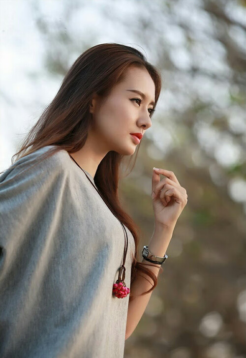 世界的倒置,从阿尔卑斯山麓到波士顿花园,看接管者如何重构秩序