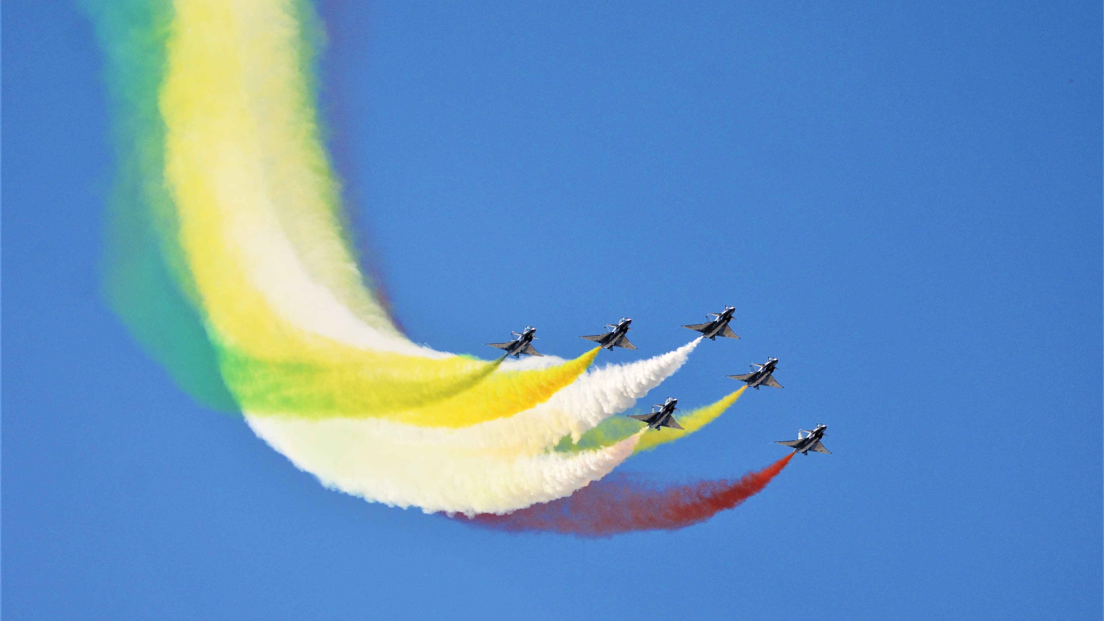 阿克光芒四射,瑞士对阵马里比赛中彻底打爆防线